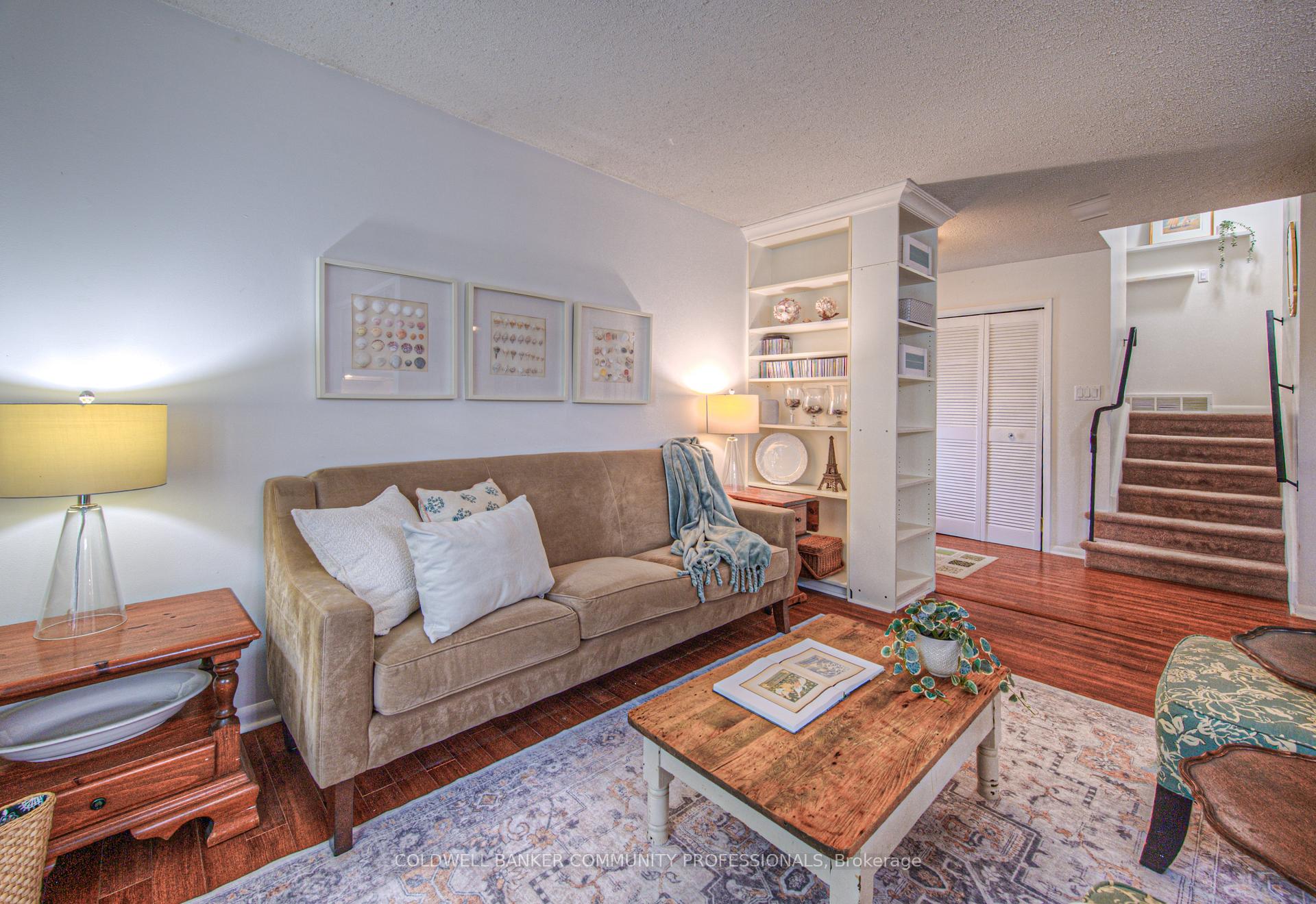Photo 11 of 280 Wendover Drive, Hamilton, Fessenden — HOMEH