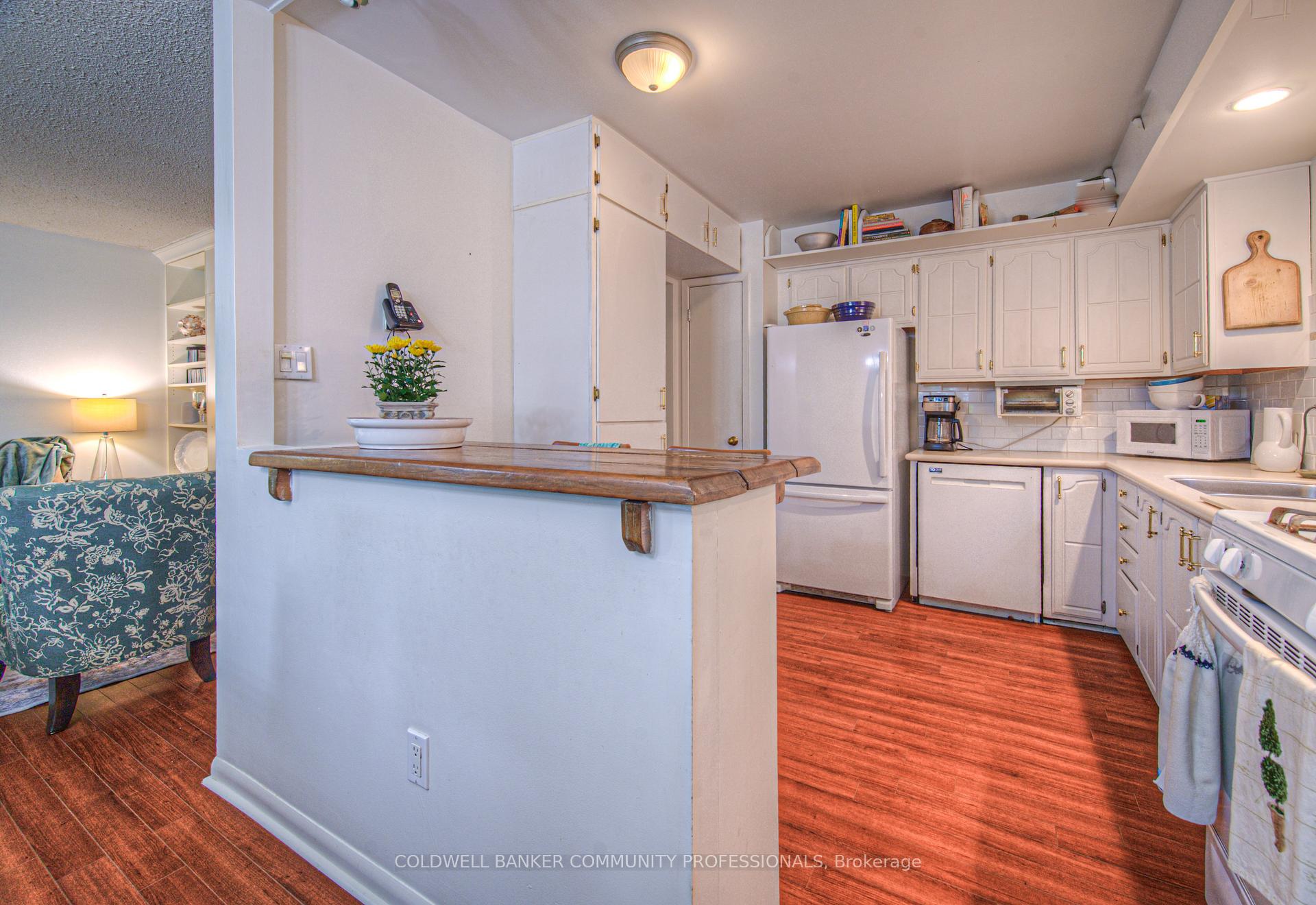 Photo 14 of 280 Wendover Drive, Hamilton, Fessenden — HOMEH
