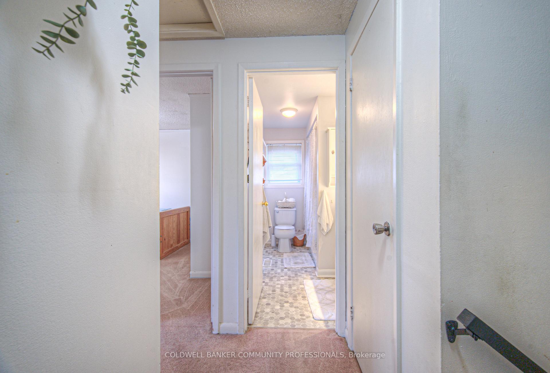 Photo 20 of 280 Wendover Drive, Hamilton, Fessenden — HOMEH