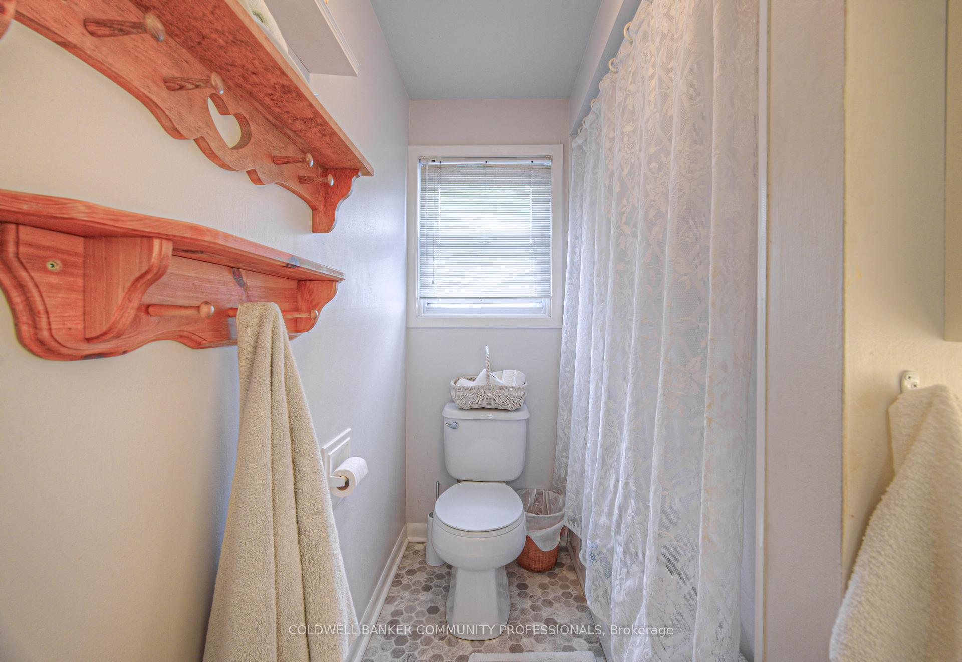 Photo 22 of 280 Wendover Drive, Hamilton, Fessenden — HOMEH