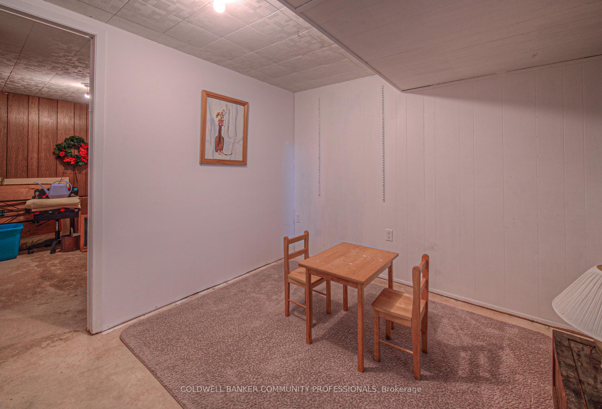 Photo 33 of 280 Wendover Drive, Hamilton, Fessenden — HOMEH