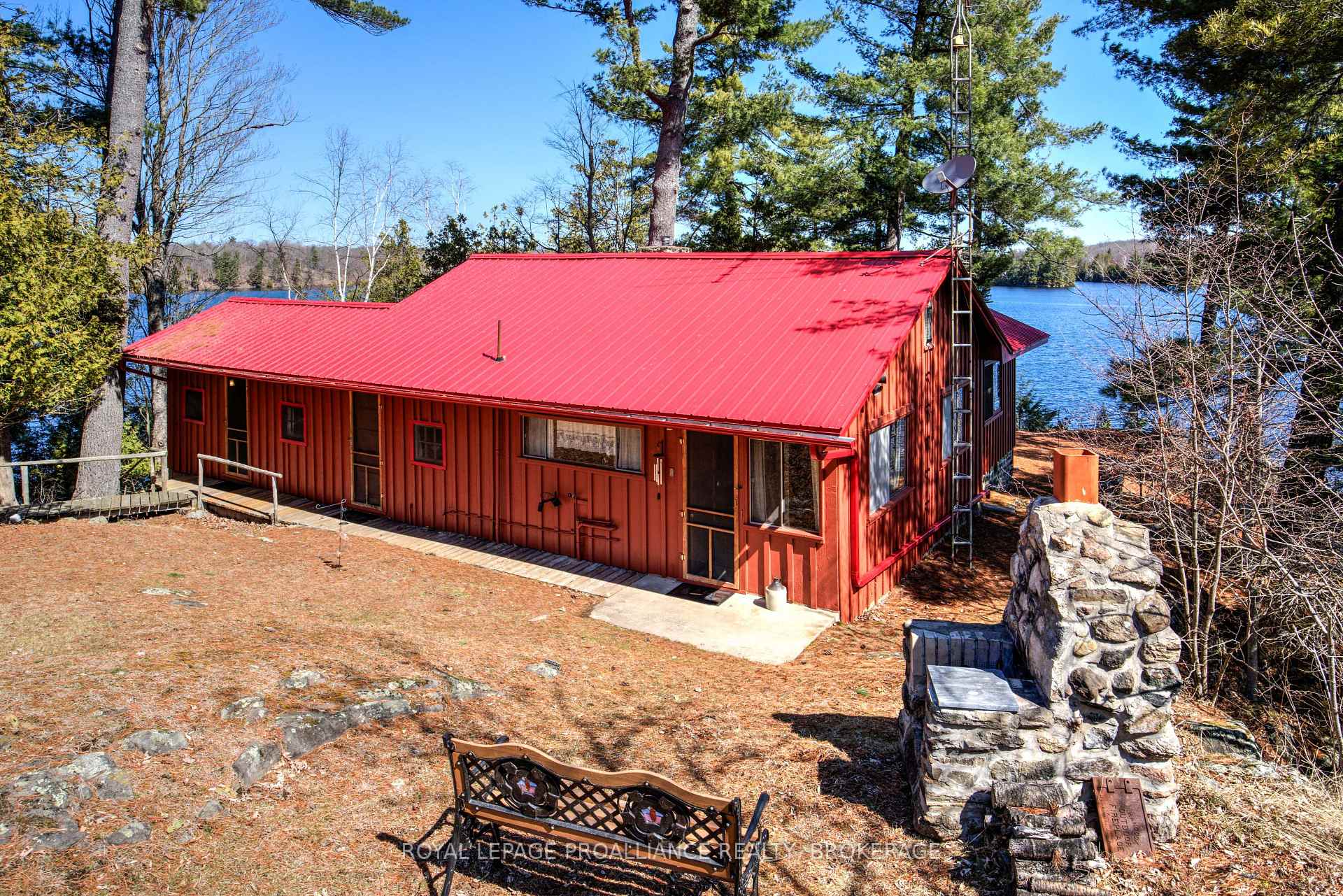 Photo 18 of 558 Burns Lane, Frontenac, Frontenac South — HOMEH