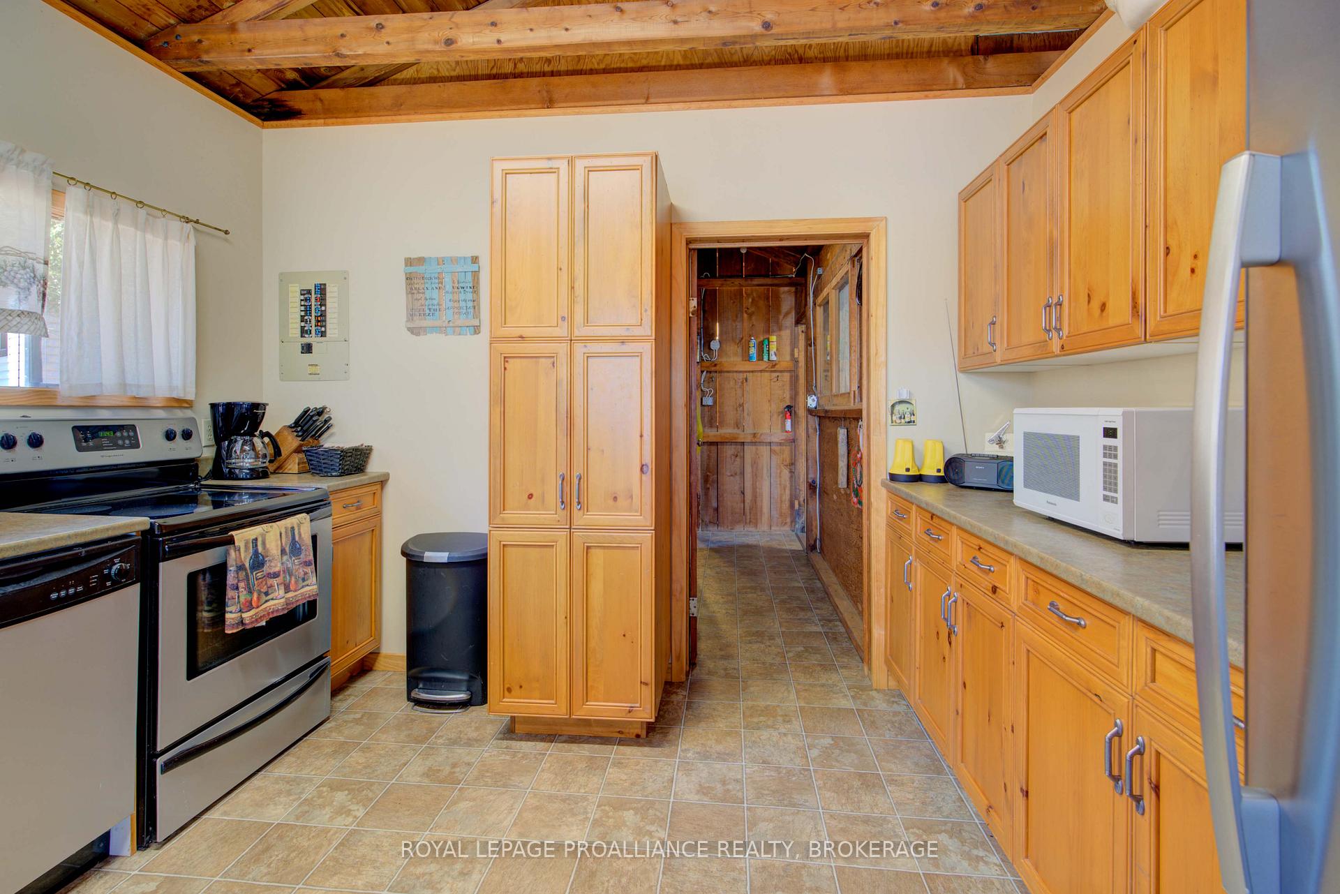 Photo 23 of 558 Burns Lane, Frontenac, Frontenac South — HOMEH