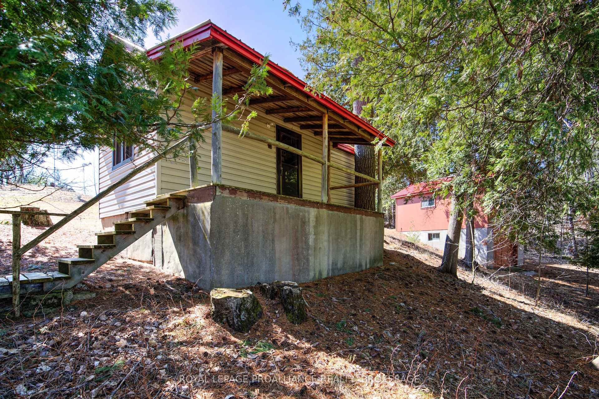 Photo 36 of 558 Burns Lane, Frontenac, Frontenac South — HOMEH