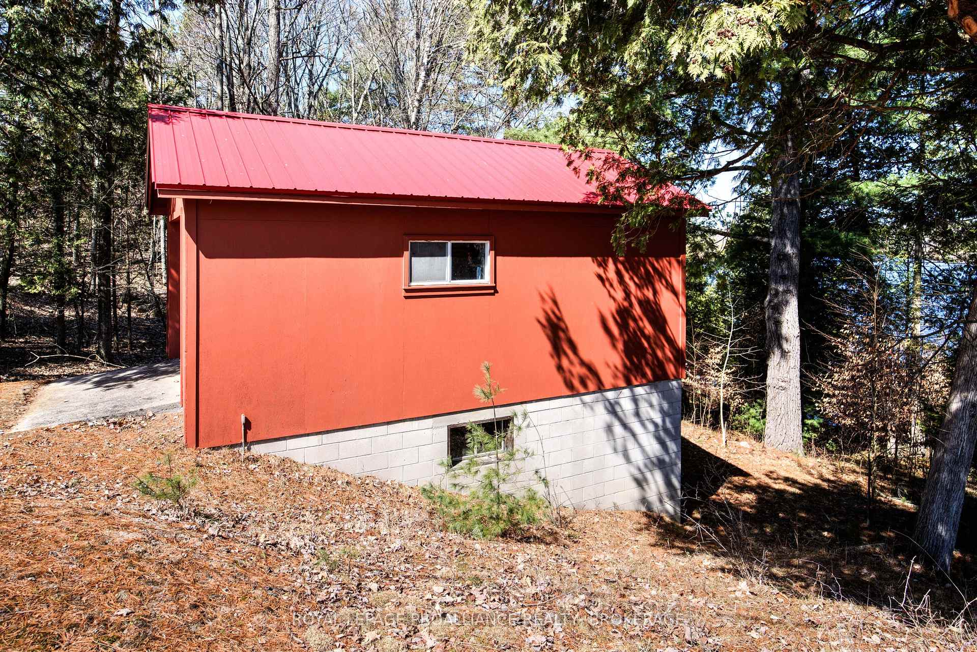 Photo 43 of 558 Burns Lane, Frontenac, Frontenac South — HOMEH