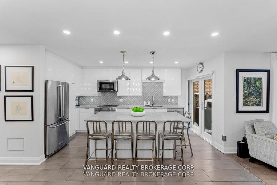 Photo 11 of 12 Ewart Street, Caledon, Bolton North — HOMEH