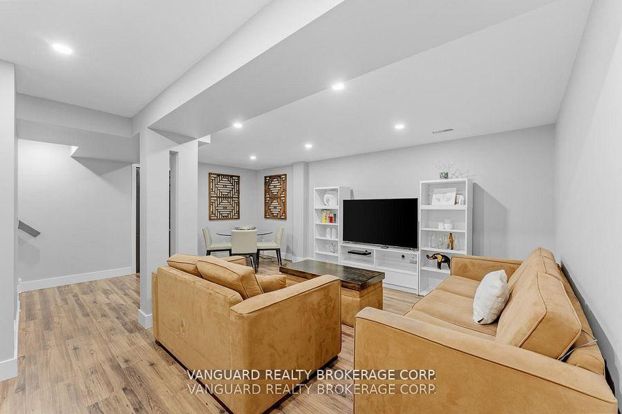 Photo 32 of 12 Ewart Street, Caledon, Bolton North — HOMEH