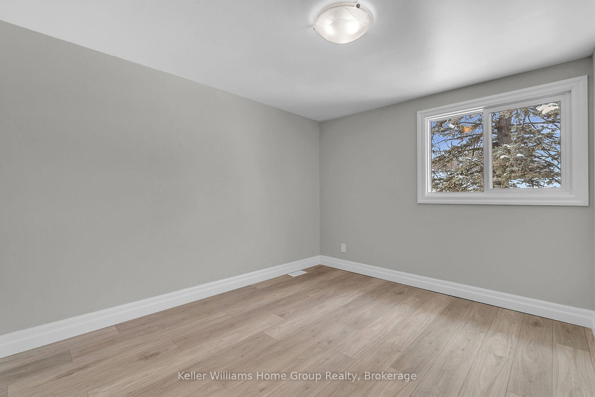 Photo 14 of 549 Parkview Crescent, Cambridge — HOMEH