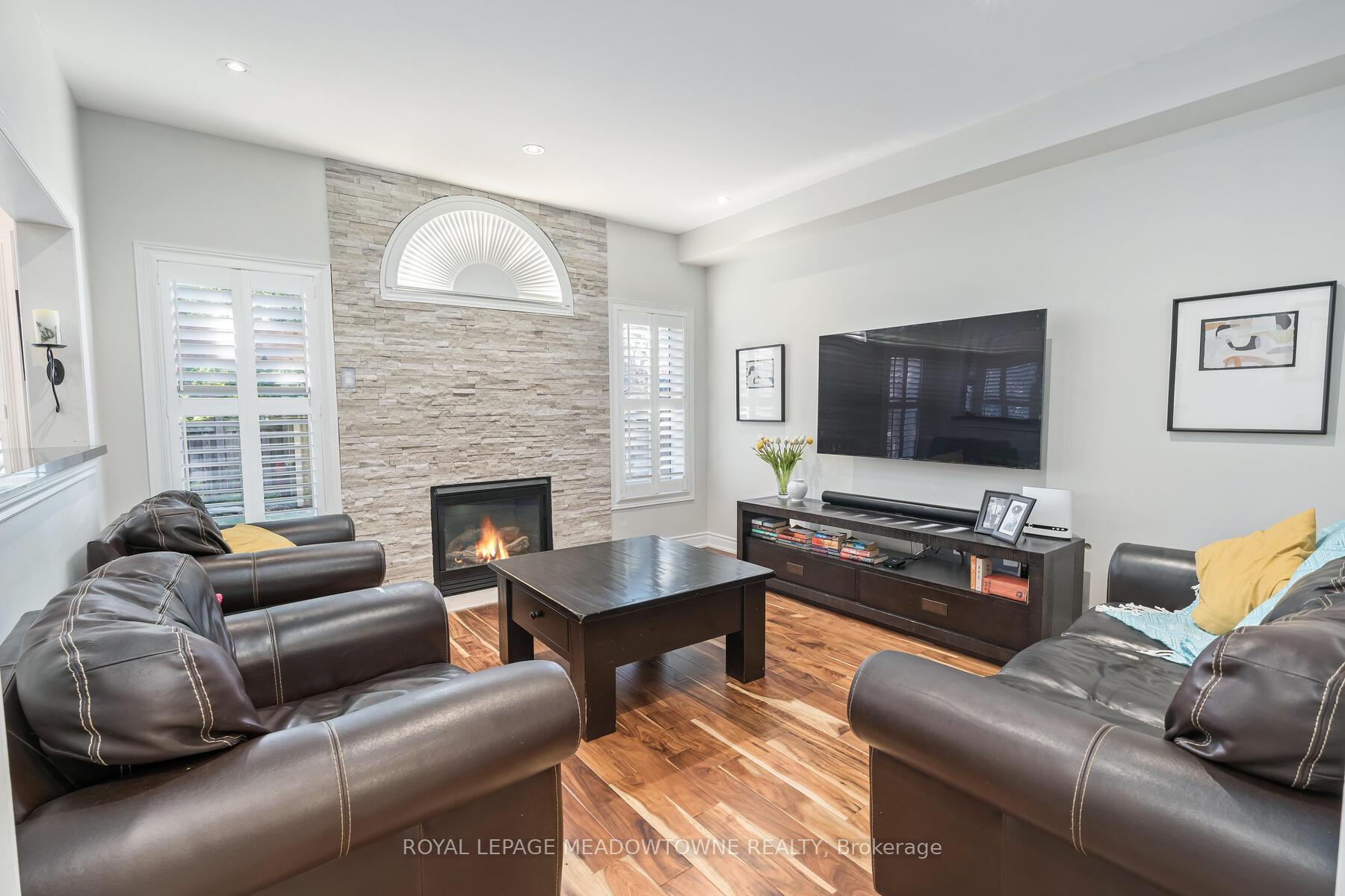 Photo 4 of 18 North Ridge Crescent, Halton Hills, Georgetown — HOMEH