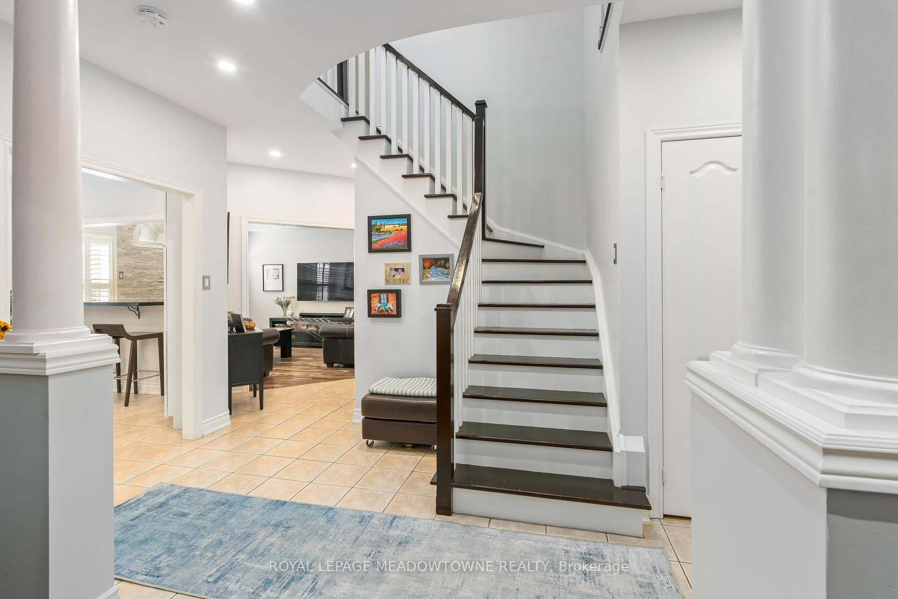 Photo 14 of 18 North Ridge Crescent, Halton Hills, Georgetown — HOMEH