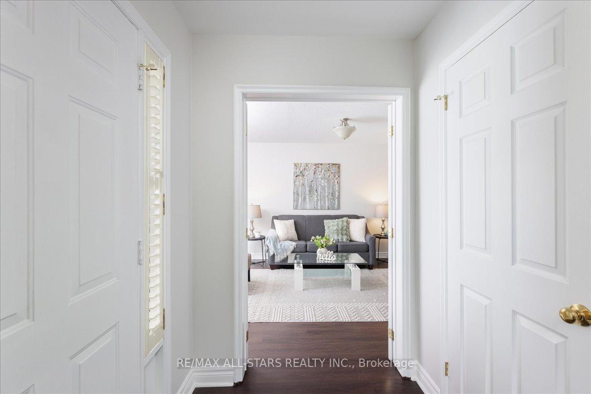 Photo 5 of 78 Castille Crescent, Georgina, Keswick South — HOMEH
