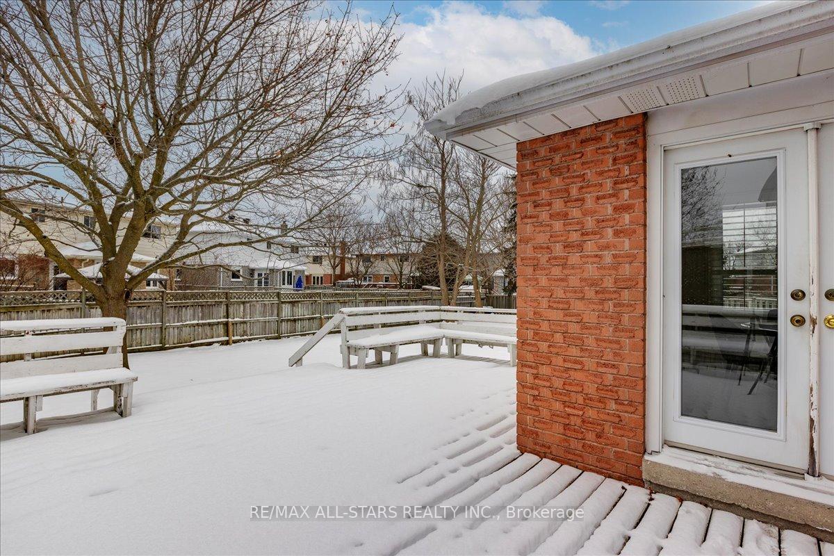 Photo 30 of 78 Castille Crescent, Georgina, Keswick South — HOMEH