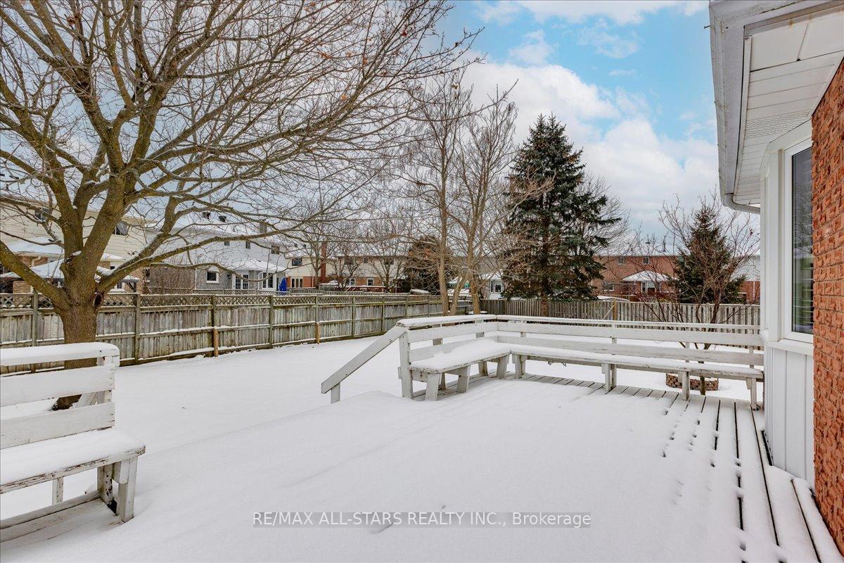 Photo 32 of 78 Castille Crescent, Georgina, Keswick South — HOMEH