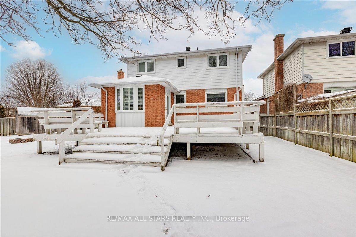 Photo 35 of 78 Castille Crescent, Georgina, Keswick South — HOMEH