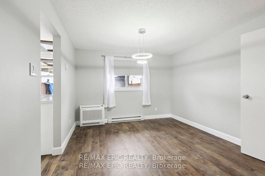 Photo 8 of 499 Parkview Crescent, Cambridge — HOMEH