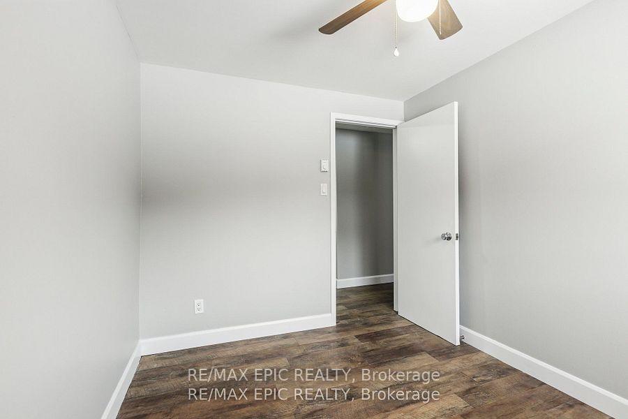 Photo 16 of 499 Parkview Crescent, Cambridge — HOMEH