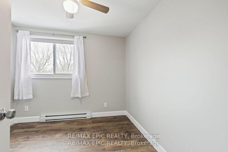 Photo 22 of 499 Parkview Crescent, Cambridge — HOMEH