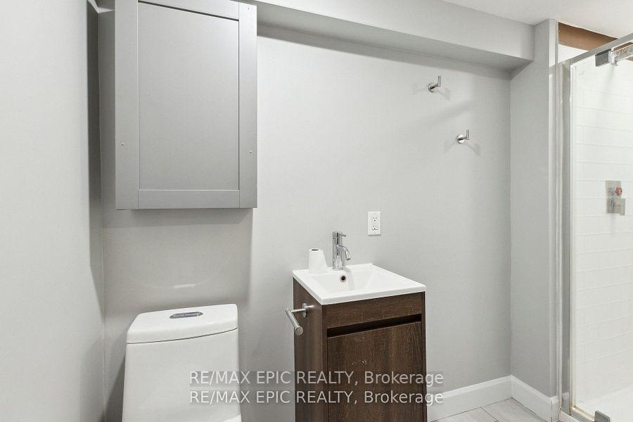 Photo 28 of 499 Parkview Crescent, Cambridge — HOMEH