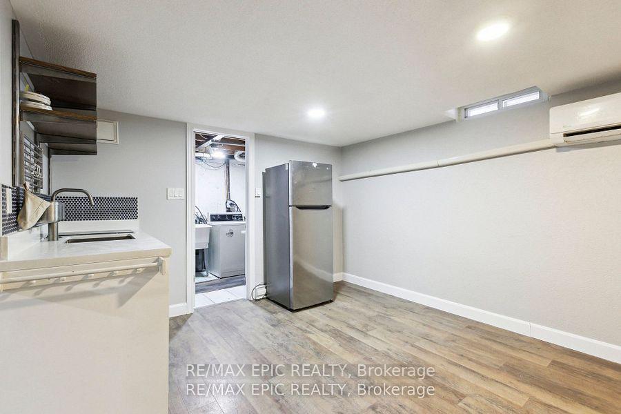 Photo 31 of 499 Parkview Crescent, Cambridge — HOMEH