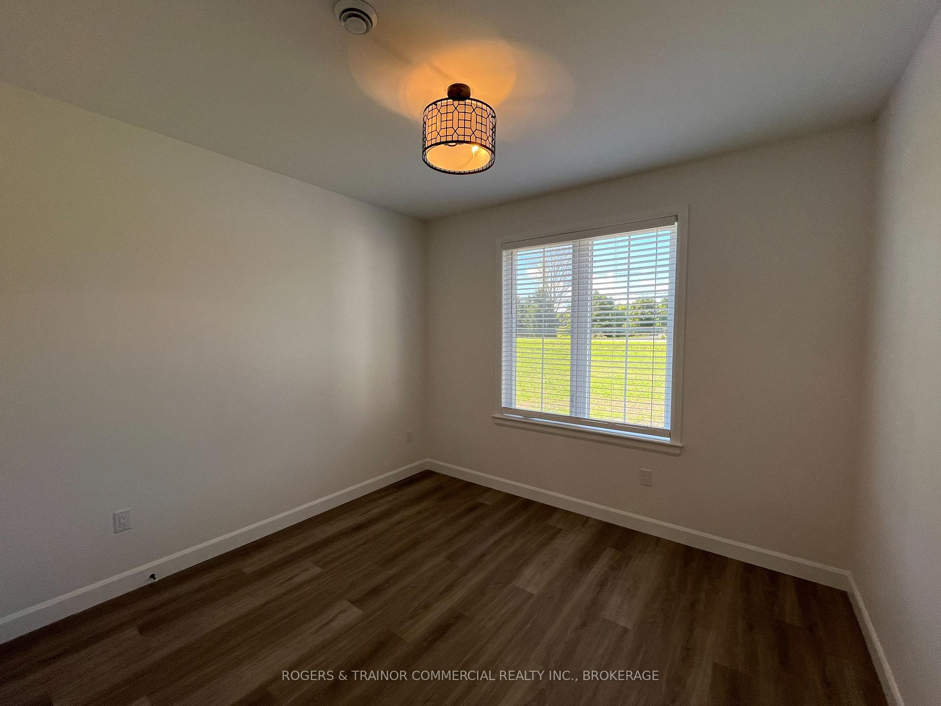 Photo 17 of 4100 Moreland Dixon Road S, Frontenac, Frontenac South — HOMEH