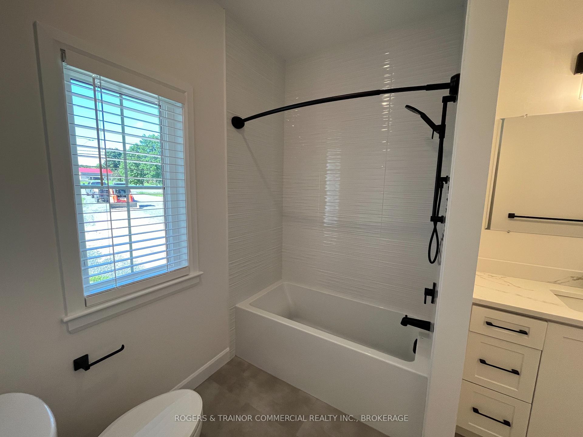 Photo 18 of 4100 Moreland Dixon Road S, Frontenac, Frontenac South — HOMEH