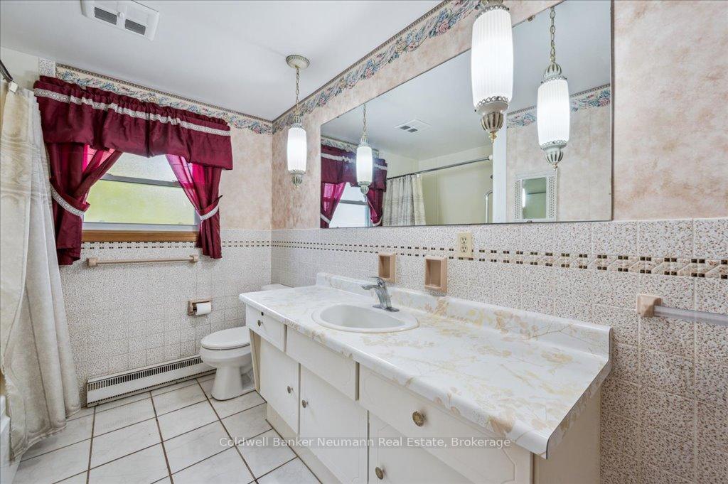 Photo 72 of 61 Applewood Crescent, Guelph, Junction/Onward Willow — HOMEH