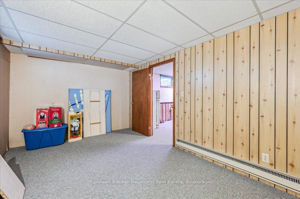 Photo 76 of 61 Applewood Crescent, Guelph, Junction/Onward Willow — HOMEH