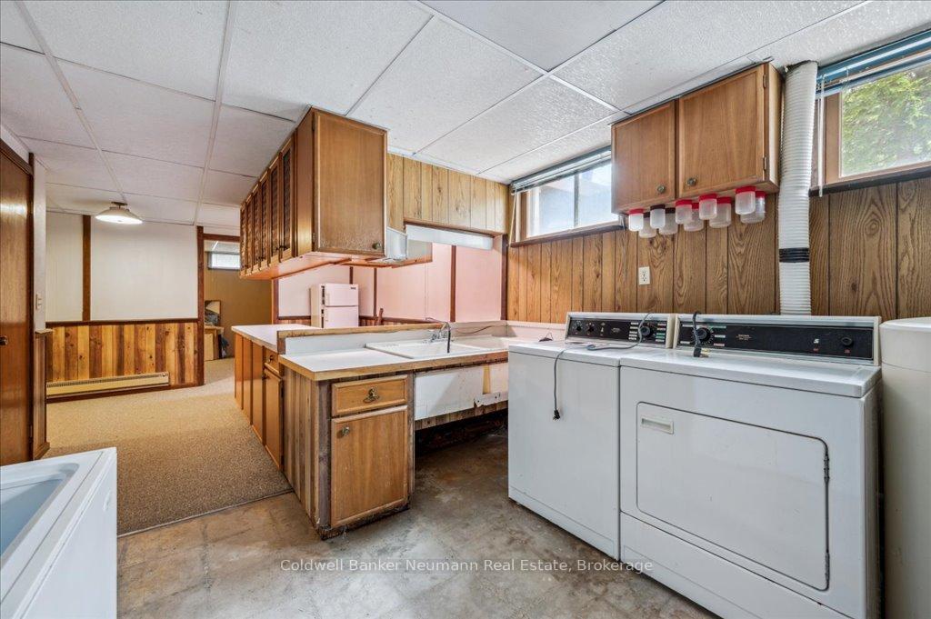 Photo 78 of 61 Applewood Crescent, Guelph, Junction/Onward Willow — HOMEH