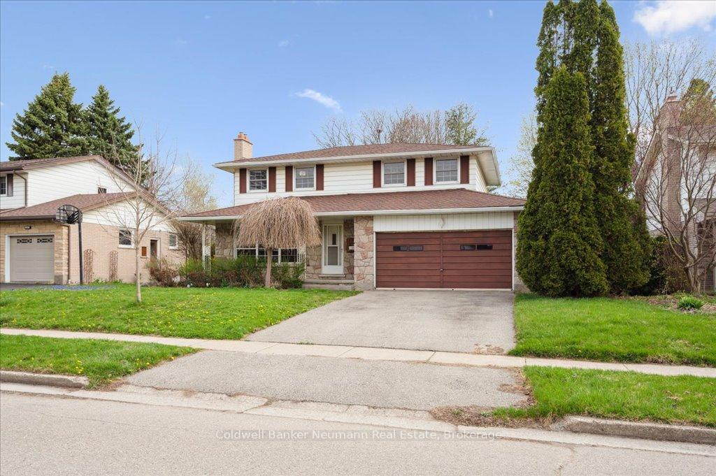 Photo 24 of 61 Applewood Crescent, Guelph, Junction/Onward Willow — HOMEH