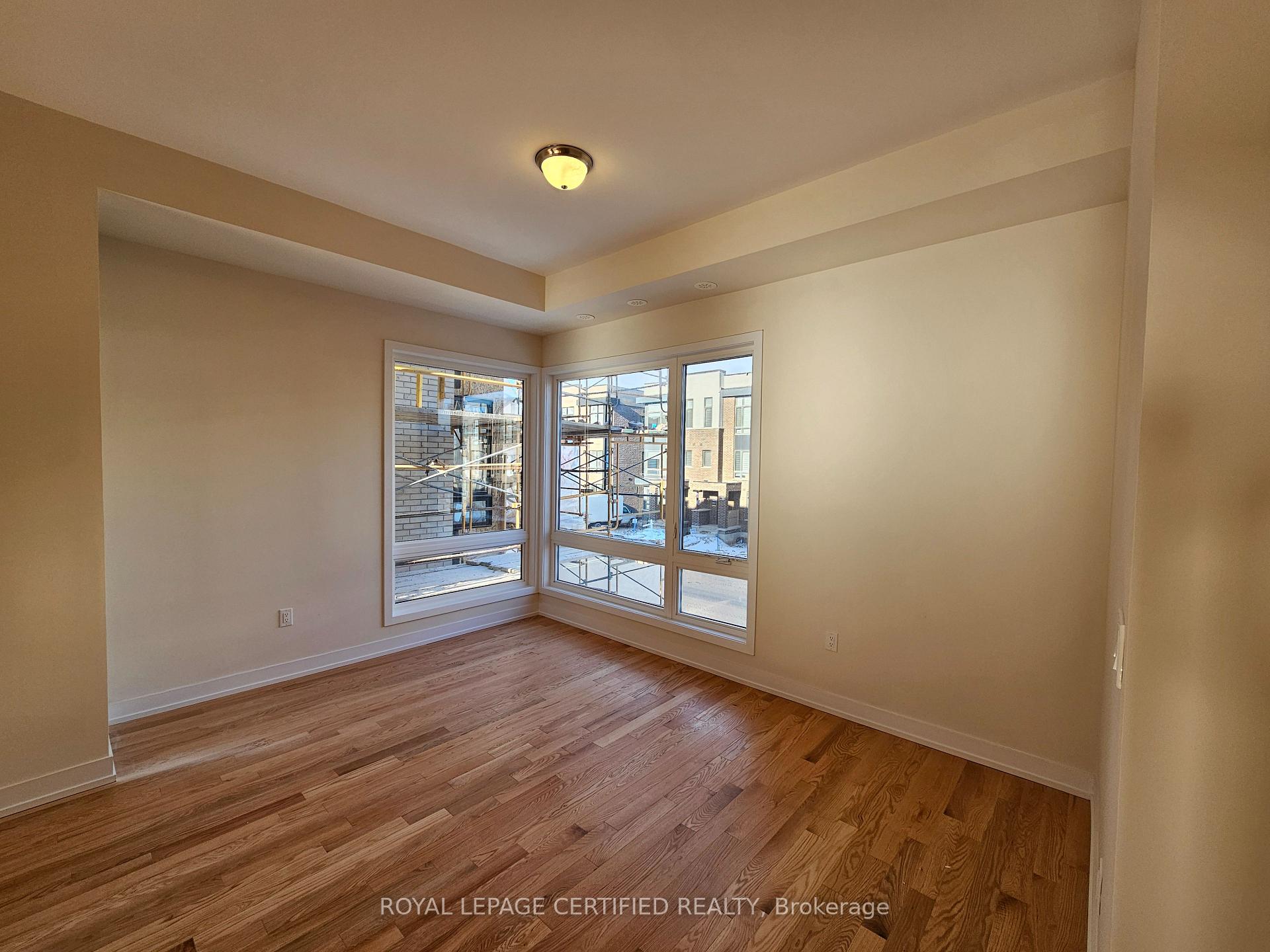 Photo 8 of 3094 Meadowridge Drive, Oakville, Joshua Meadows — HOMEH