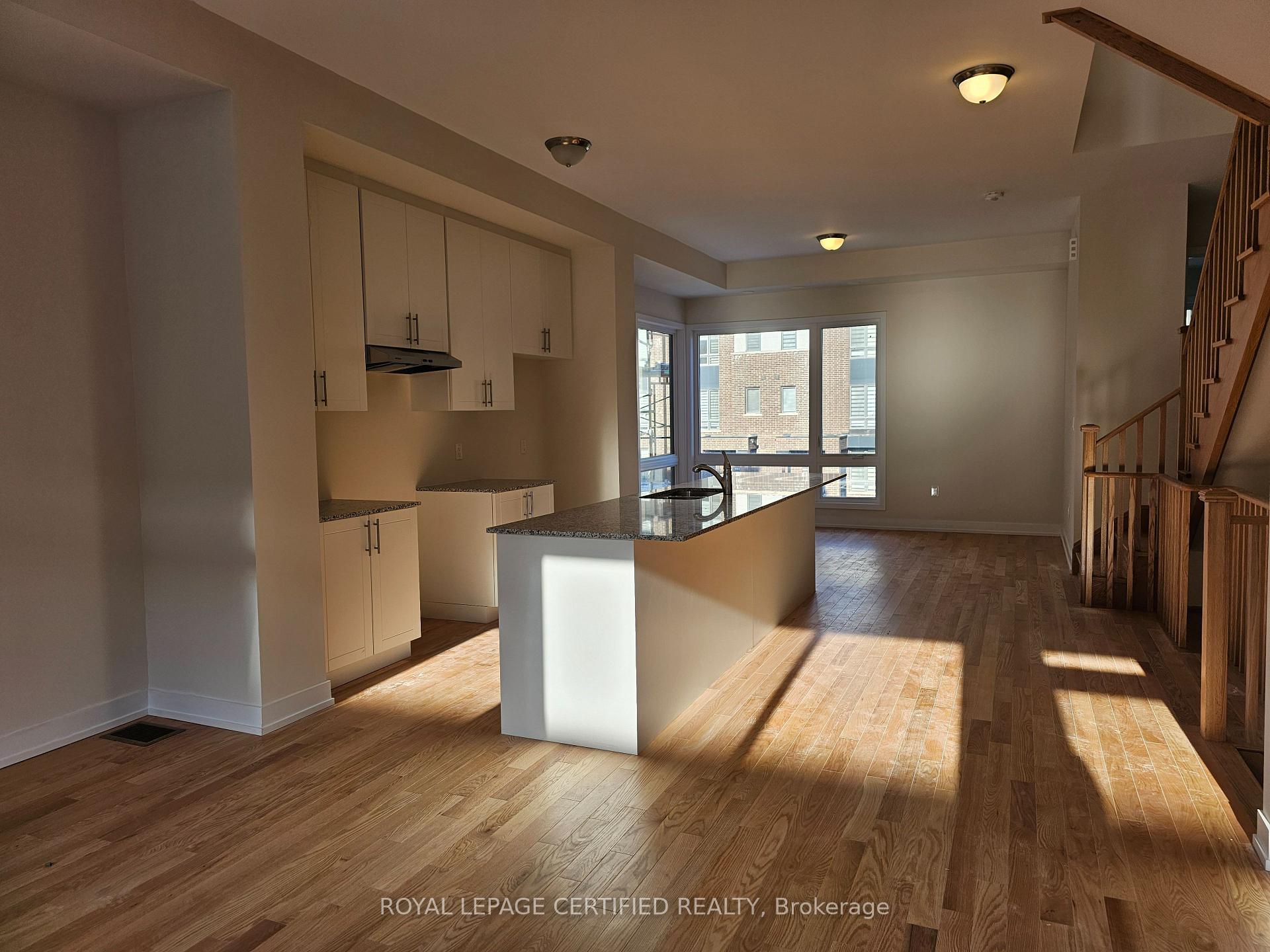 Photo 11 of 3094 Meadowridge Drive, Oakville, Joshua Meadows — HOMEH