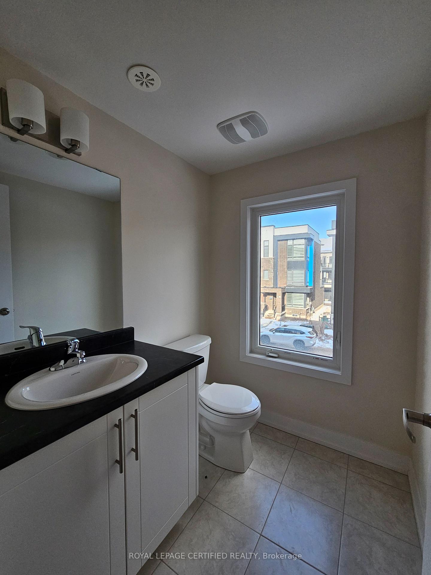Photo 12 of 3094 Meadowridge Drive, Oakville, Joshua Meadows — HOMEH