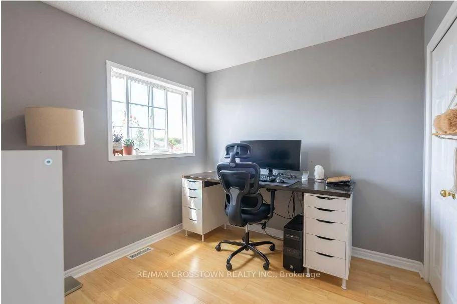 Photo 9 of Unit Main, 34 Willow Drive, Barrie, Holly — HOMEH