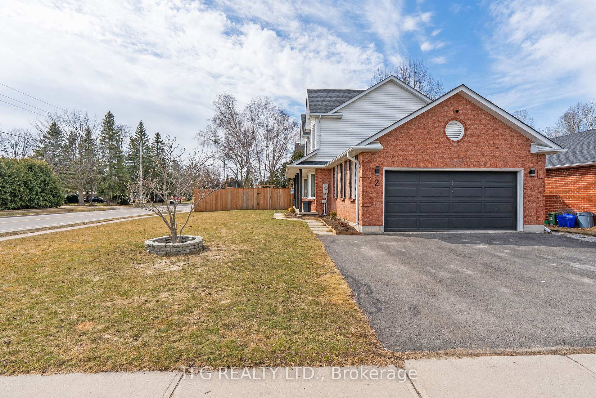 Photo 2 of 2 Goldpine Avenue, Clarington, Courtice — HOMEH