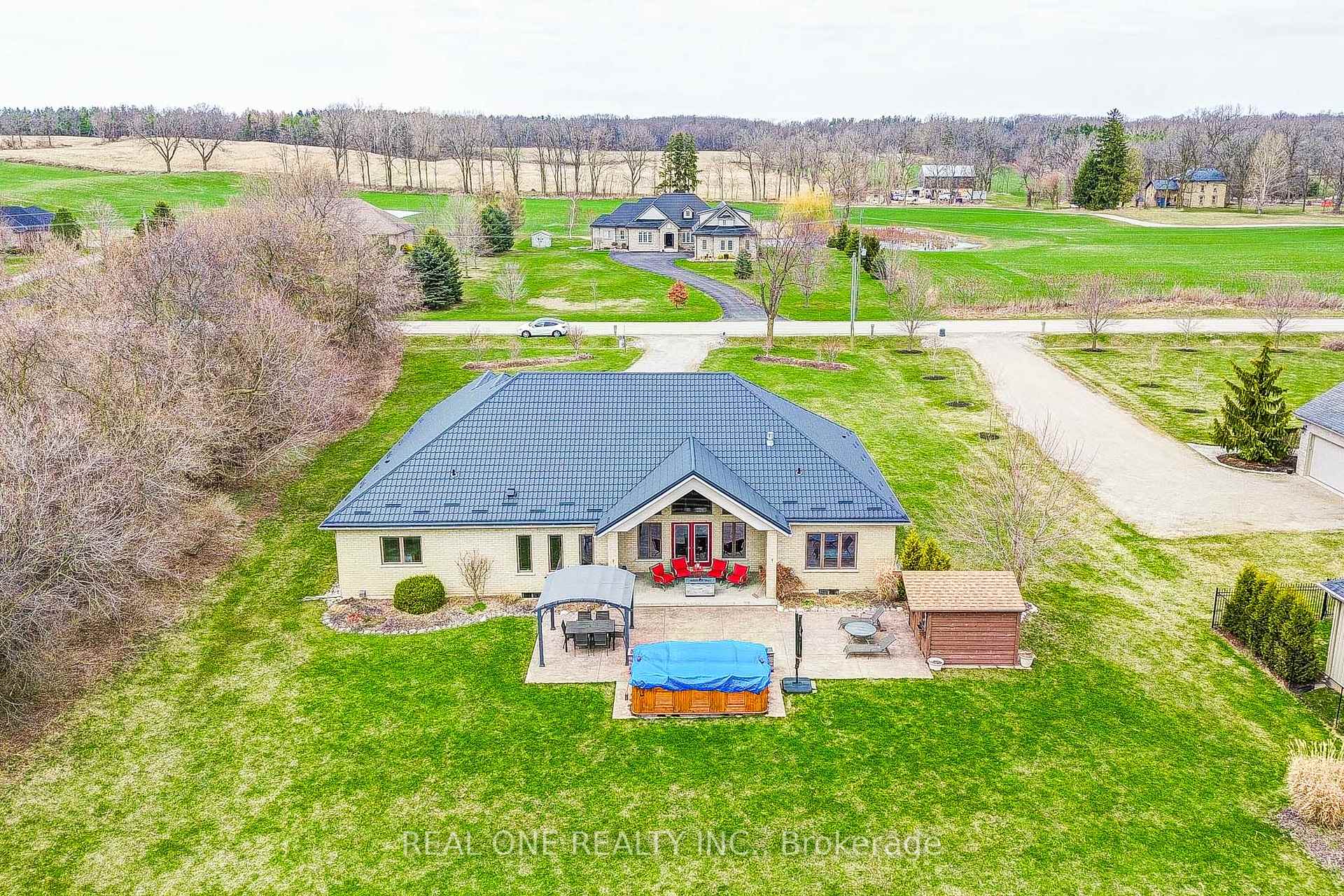 Photo 7 of 492 Scenic Drive, Brant, South Dumfries — HOMEH
