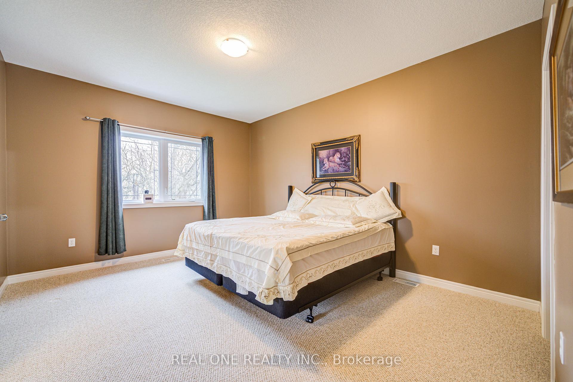 Photo 26 of 492 Scenic Drive, Brant, South Dumfries — HOMEH
