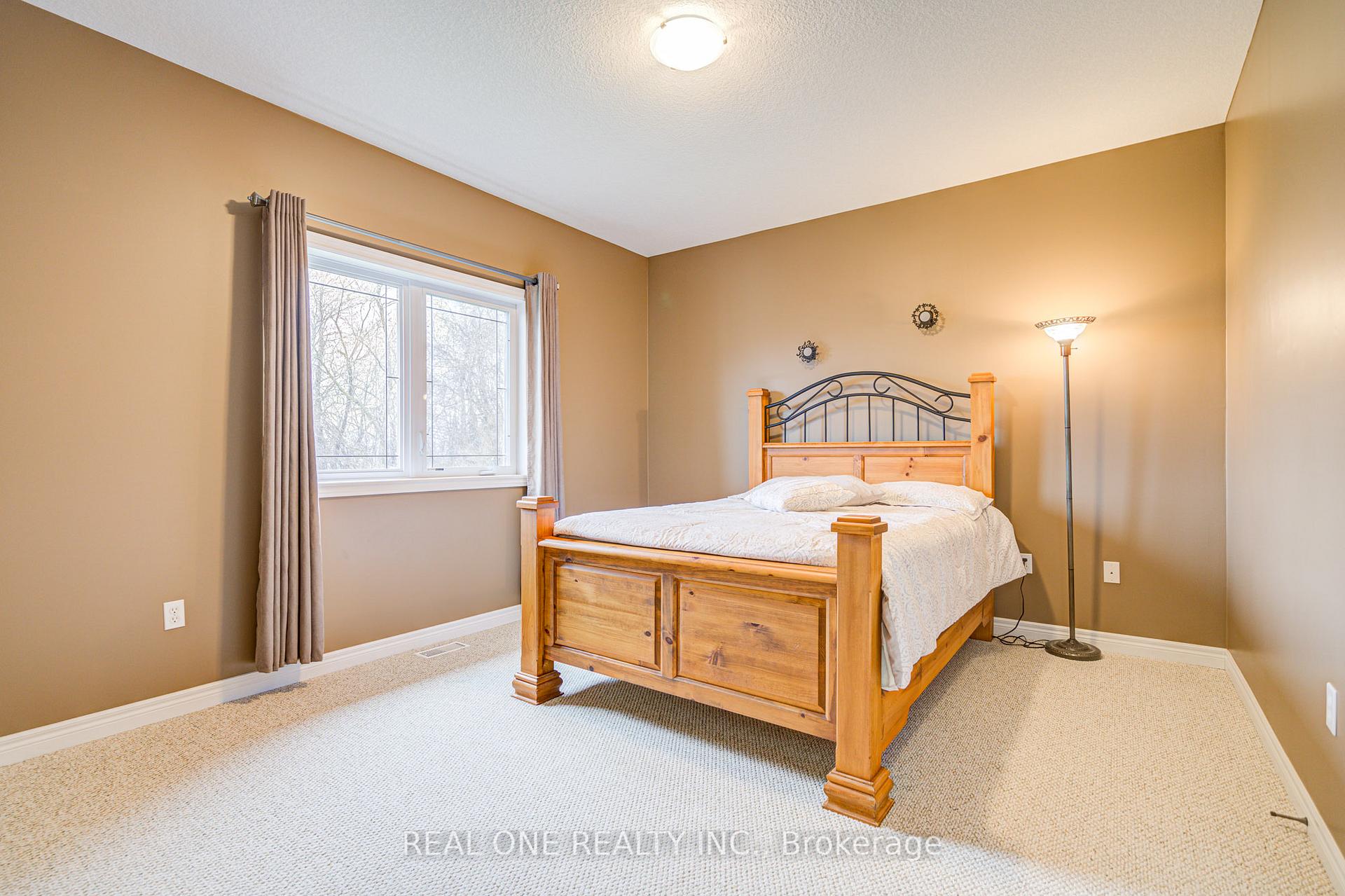 Photo 29 of 492 Scenic Drive, Brant, South Dumfries — HOMEH