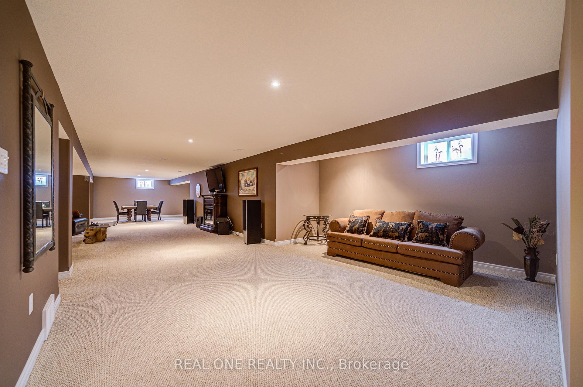 Photo 34 of 492 Scenic Drive, Brant, South Dumfries — HOMEH