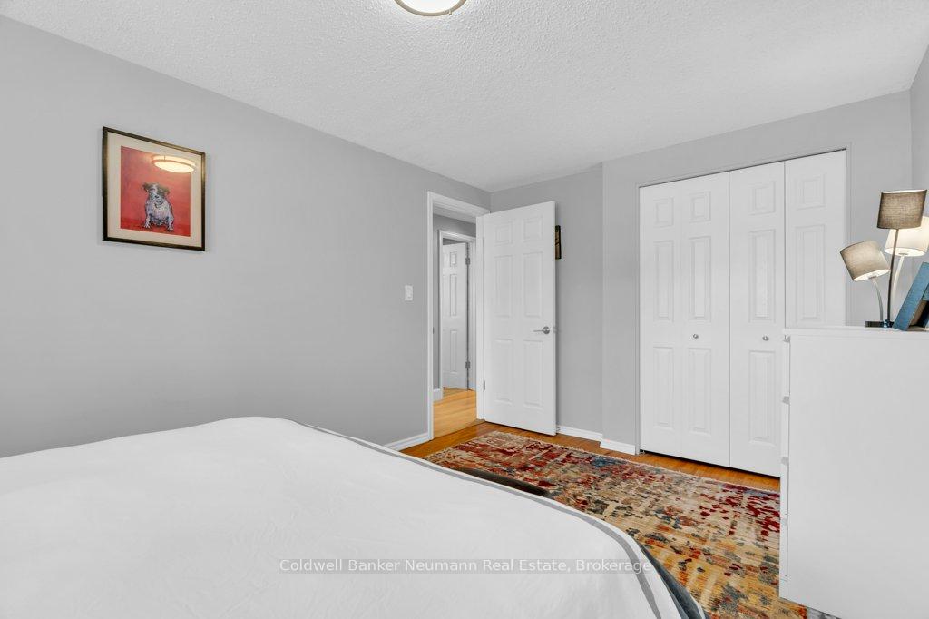 Photo 23 of 44 Hickory Street, Guelph, Kortright West — HOMEH