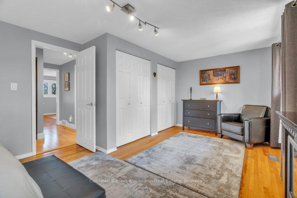Photo 29 of 44 Hickory Street, Guelph, Kortright West — HOMEH