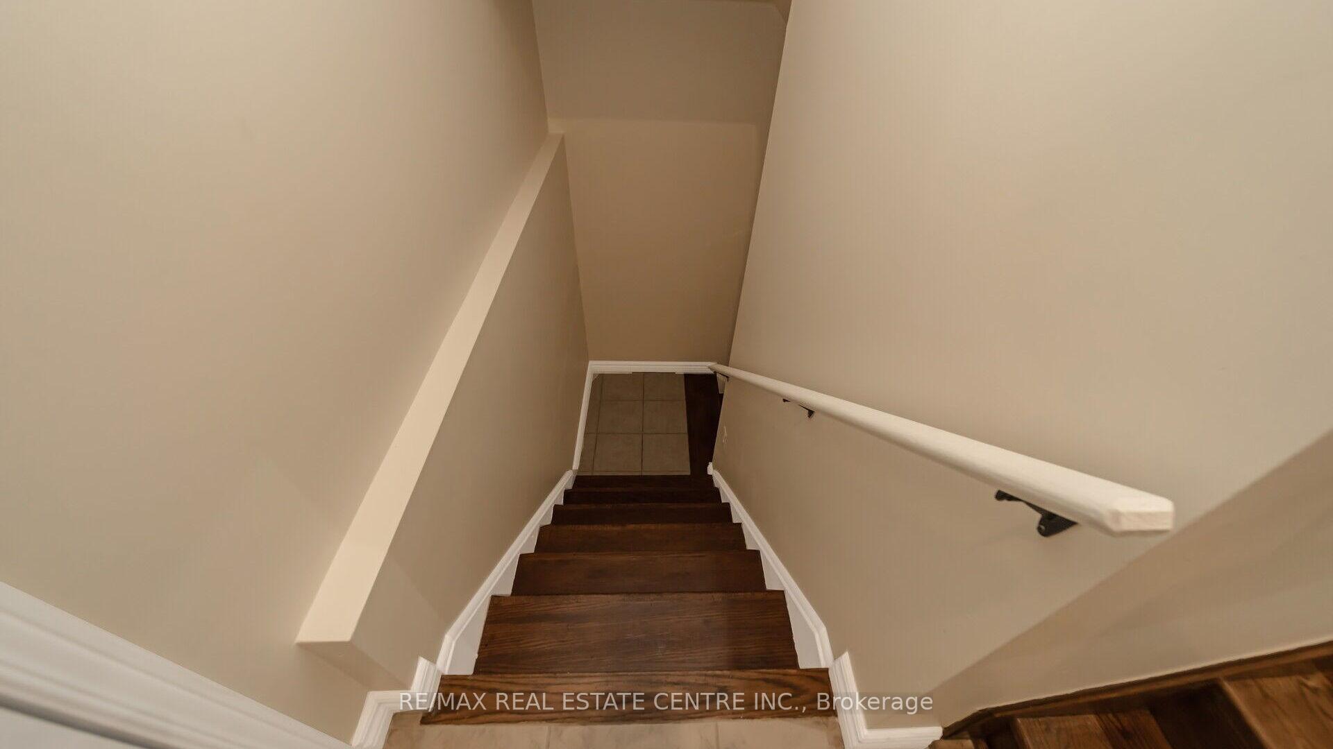 Photo 30 of 4 Chetholme Place, Halton Hills, Georgetown — HOMEH