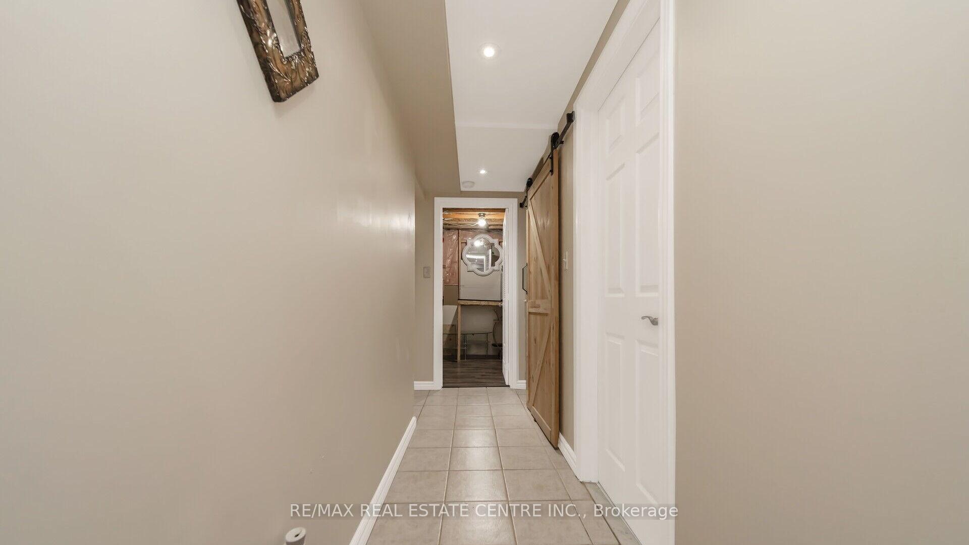 Photo 35 of 4 Chetholme Place, Halton Hills, Georgetown — HOMEH