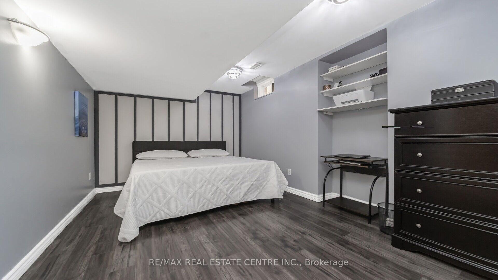 Photo 37 of 4 Chetholme Place, Halton Hills, Georgetown — HOMEH