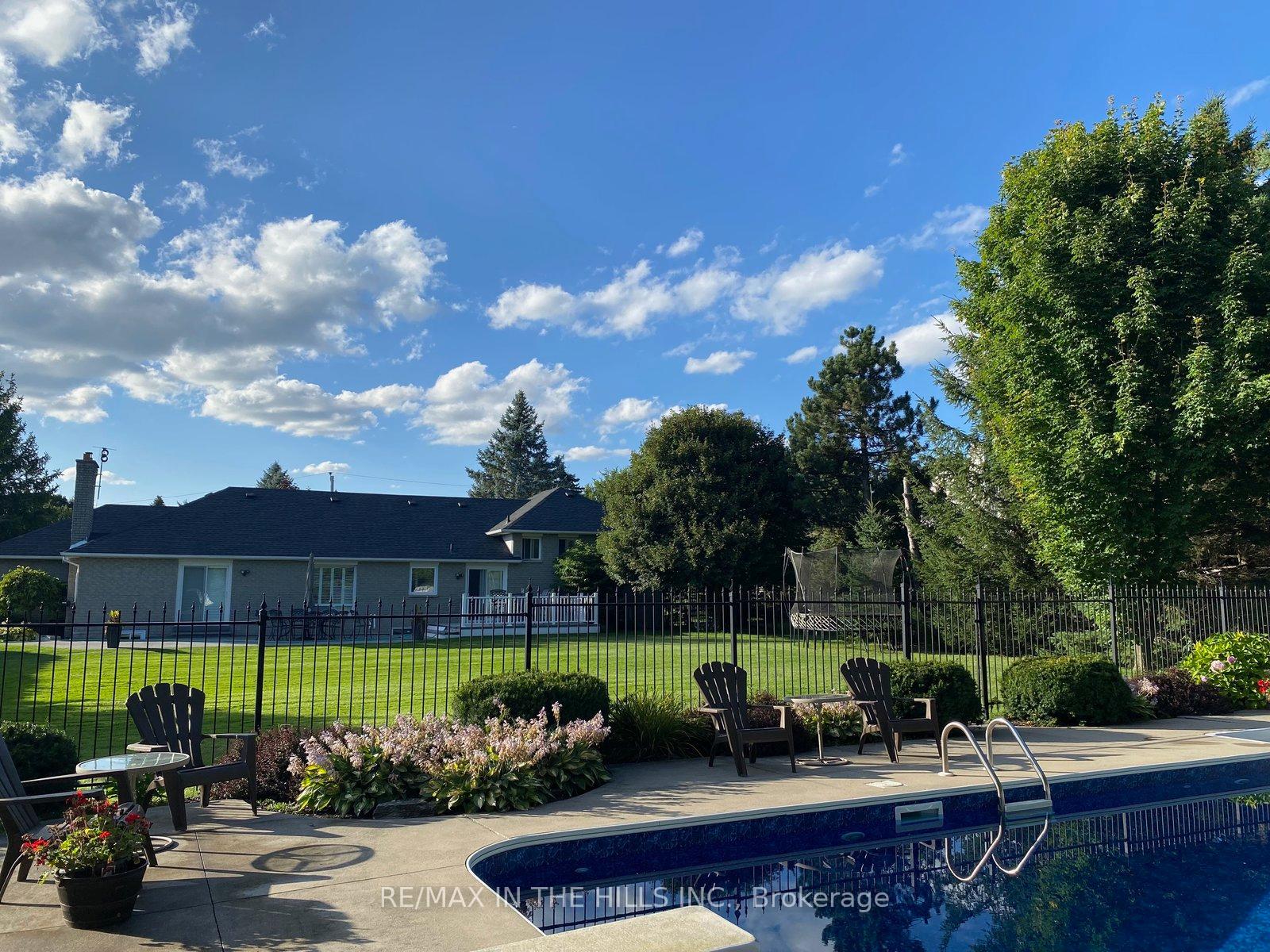 Photo 34 of 31 Alanavale Road, Caledon, Caledon Village — HOMEH