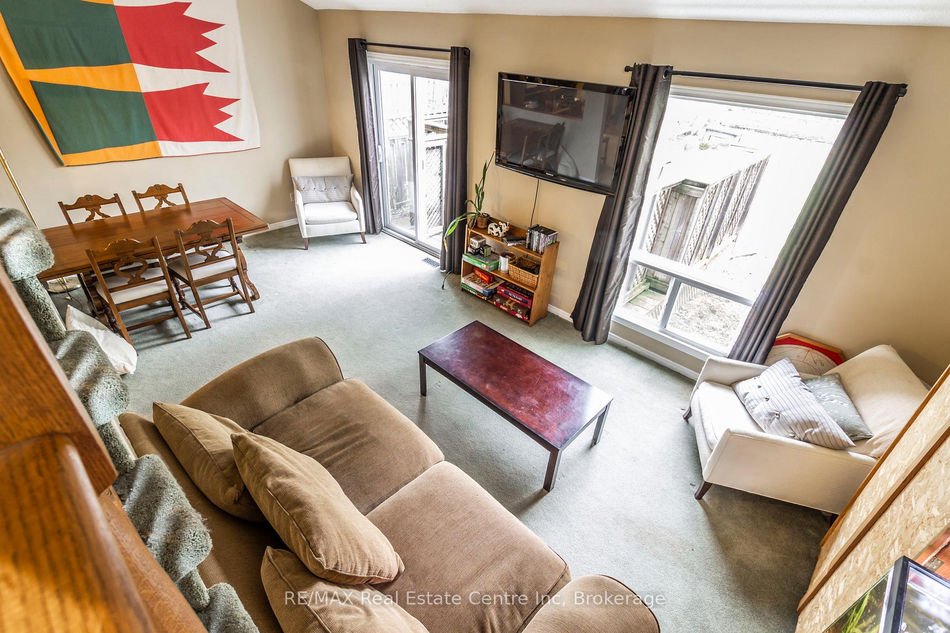 Photo 10 of 36 Koch Drive, Guelph, Kortright West — HOMEH