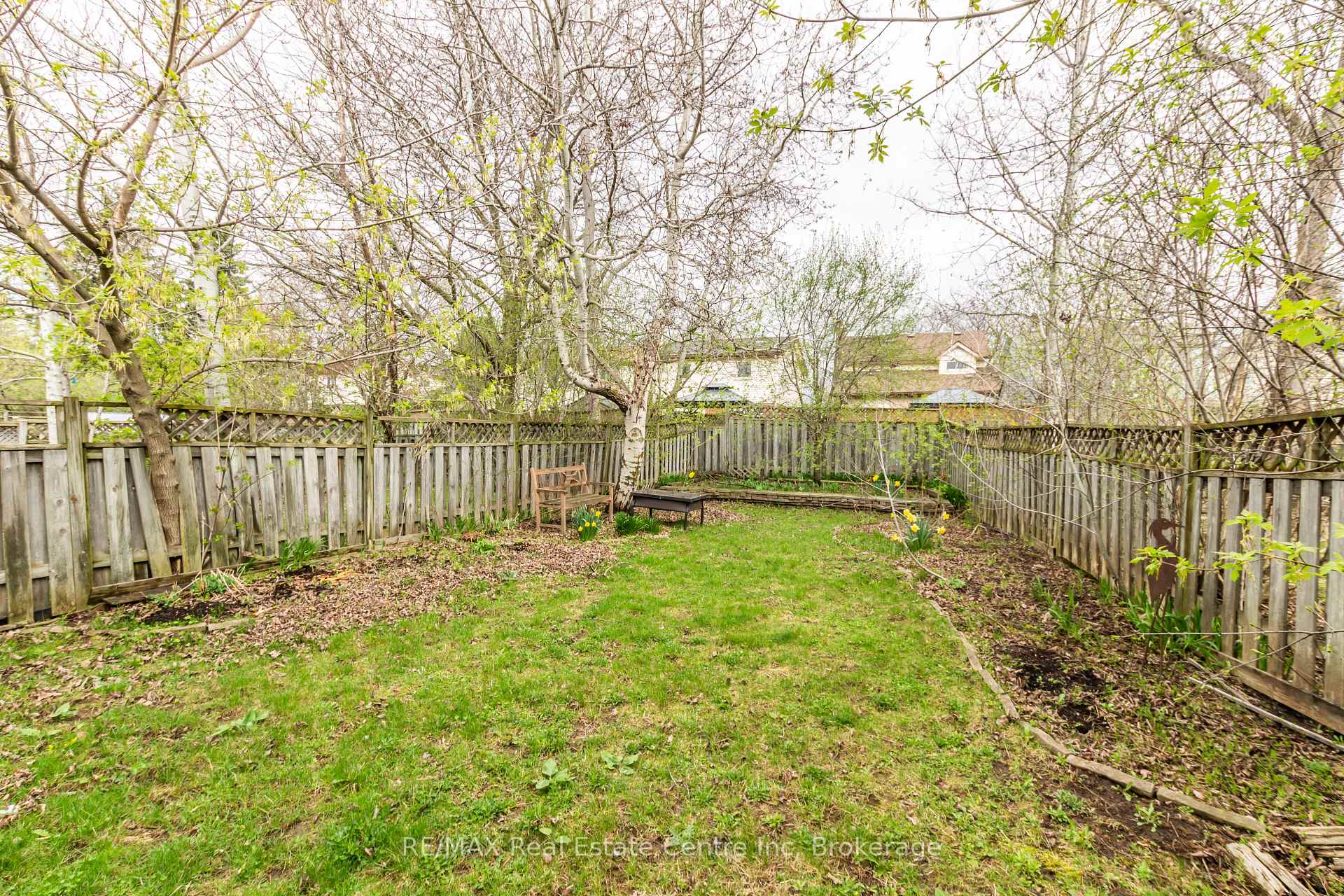 Photo 22 of 36 Koch Drive, Guelph, Kortright West — HOMEH