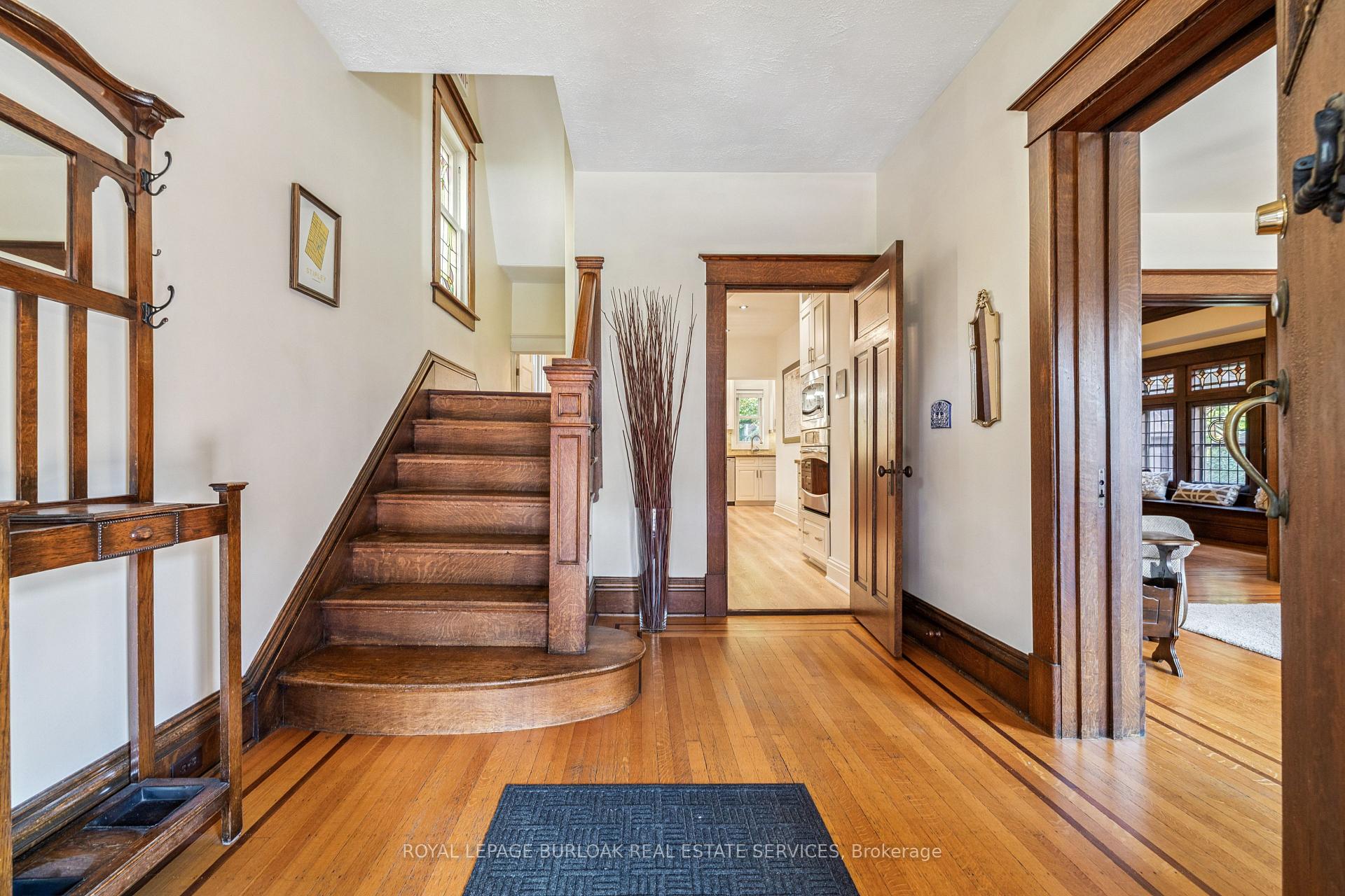 Photo 4 of 119 Prospect Street S, Hamilton, Stipley — HOMEH