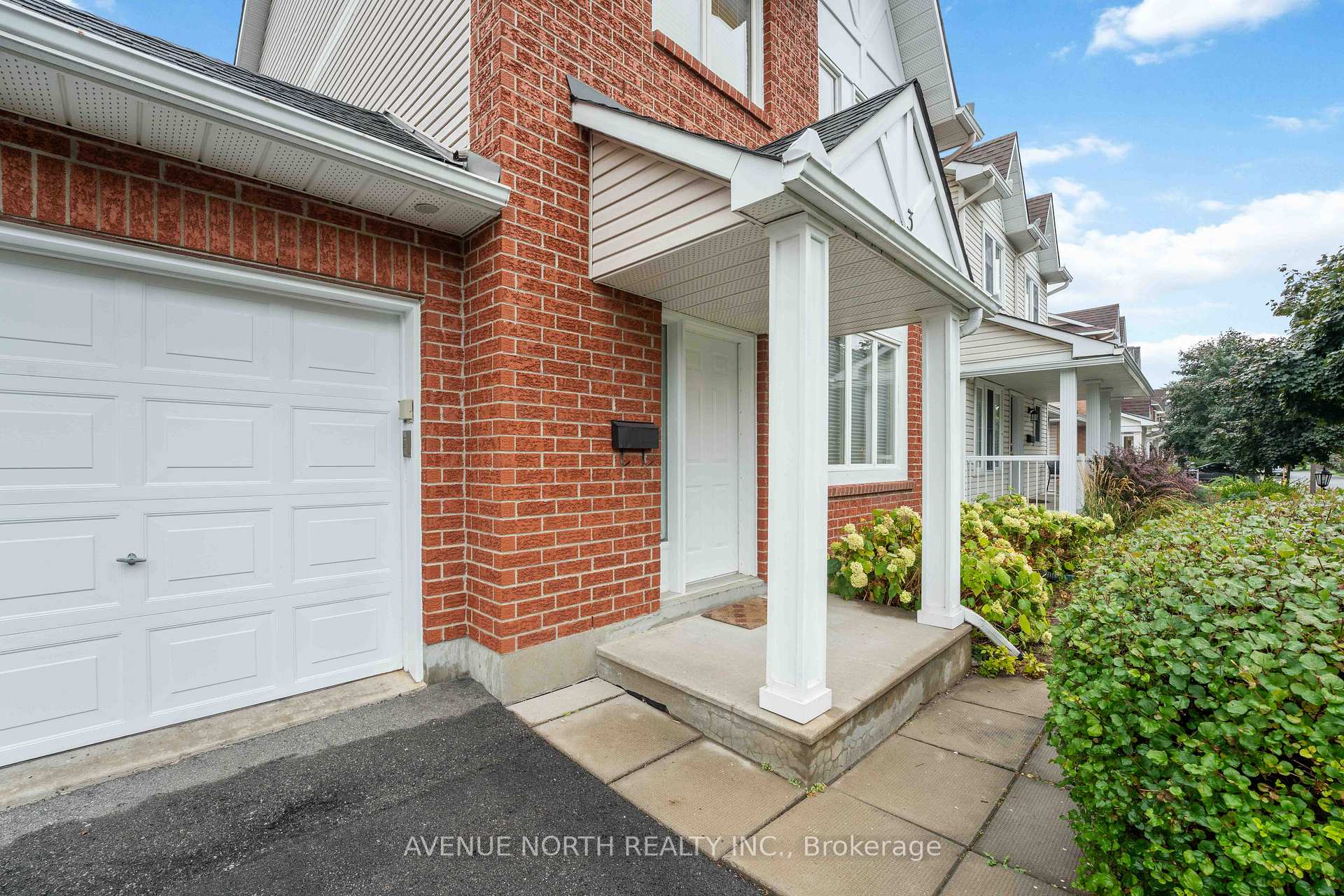 Photo 8 of 3 Windhurst Drive, Ottawa, Barrhaven East — HOMEH