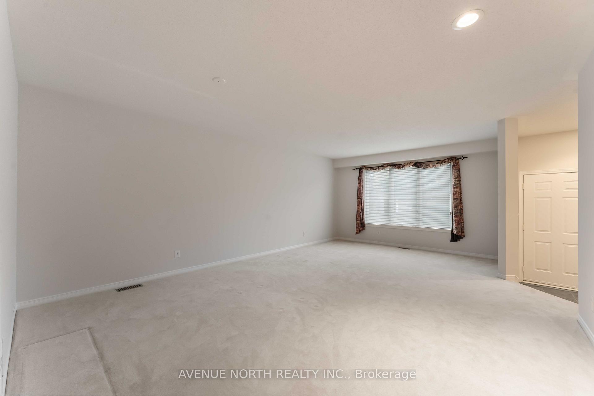 Photo 4 of 3 Windhurst Drive, Ottawa, Barrhaven East — HOMEH