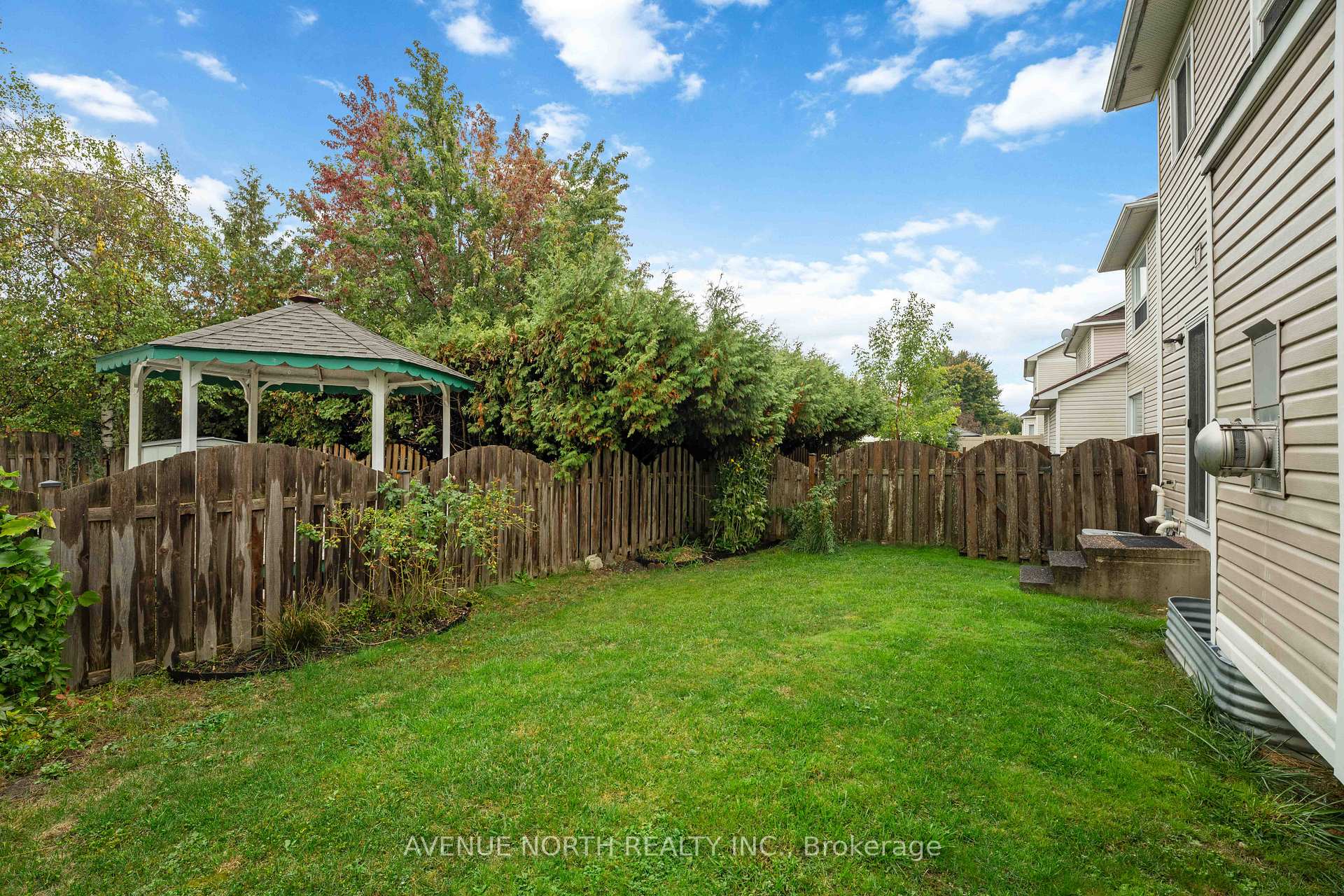 Photo 31 of 3 Windhurst Drive, Ottawa, Barrhaven East — HOMEH
